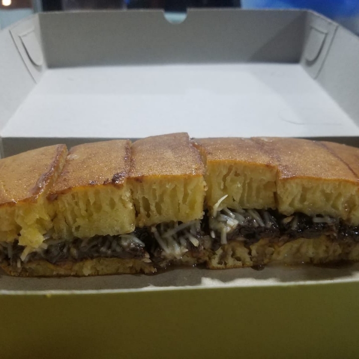 Martabak Kacang Coklat - Porsi Pas