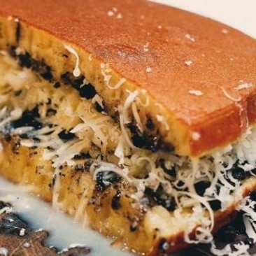 Martabak Keju Cokelat Susu