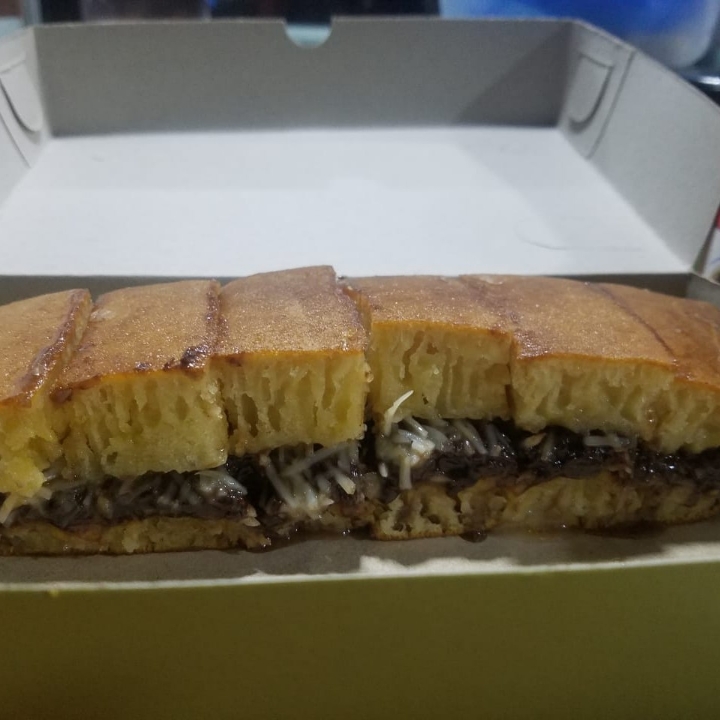 Martabak Keju Kacang - Porsi Jumbo