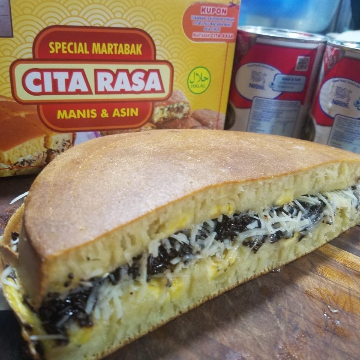 Martabak Keju Kacang Coklat Wijen - Porsi Pas