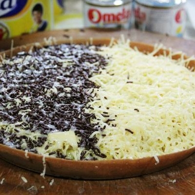 Martabak Keju Cokelat