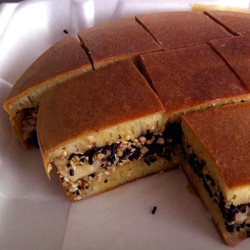 Martabak Manis