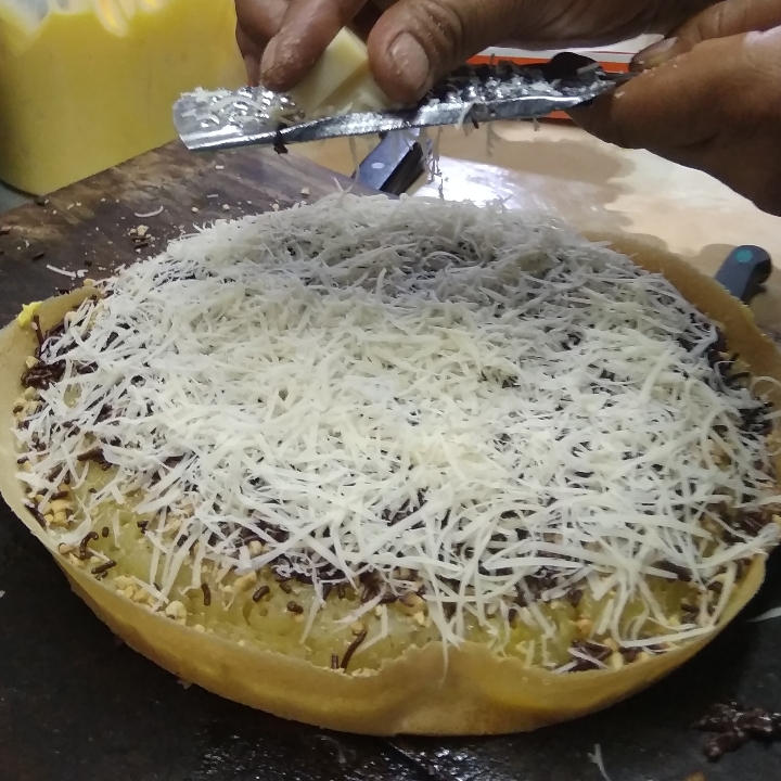 Martabak Manis Full  Keju Kacang Coklat Susu