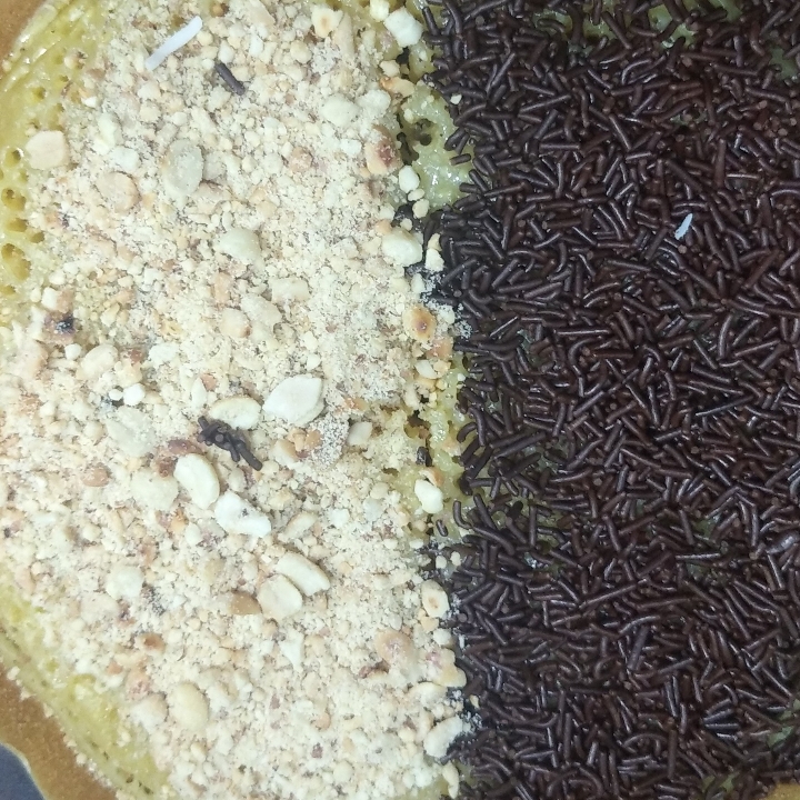 Martabak Manis Kacang Coklat