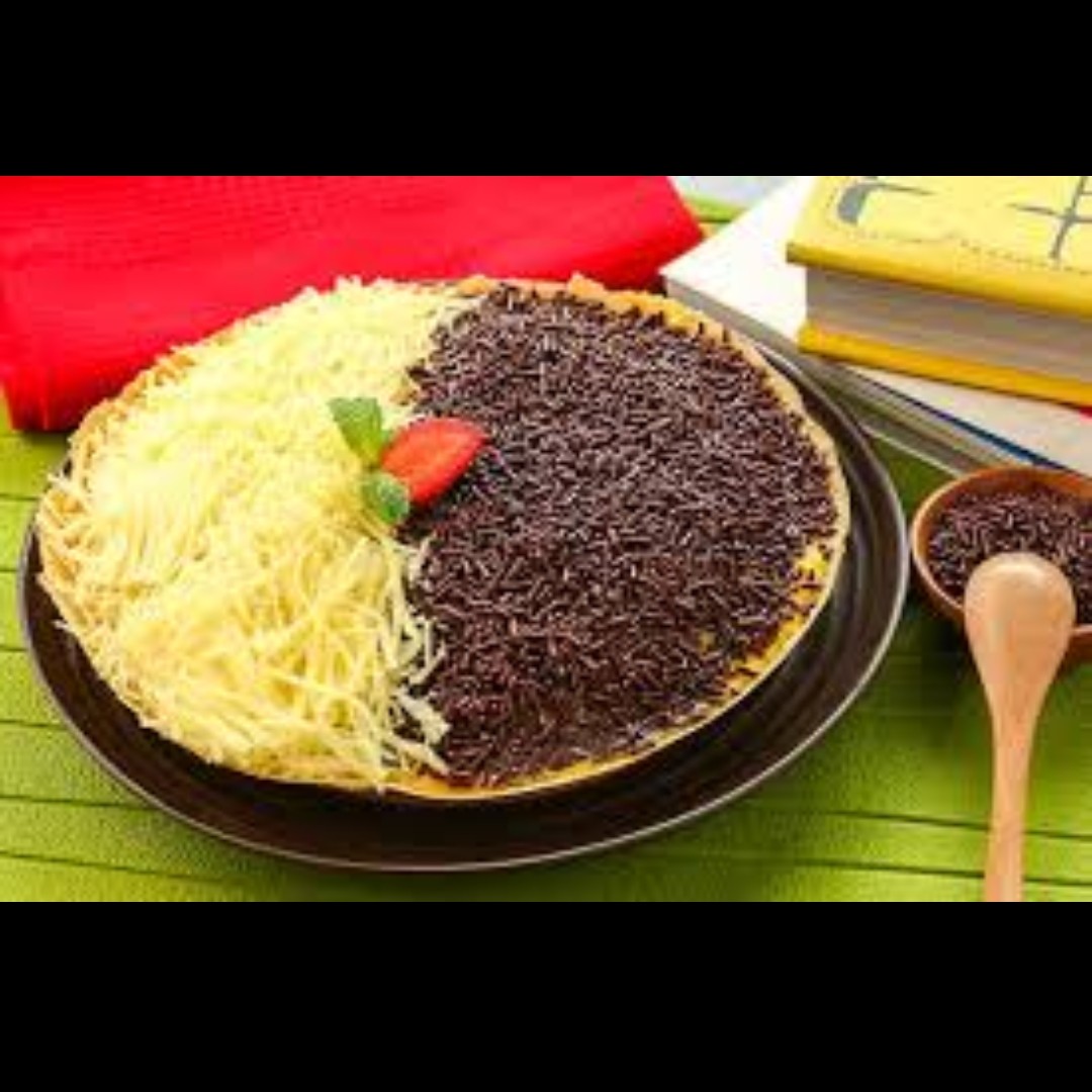 Martabak Manis Keju Ketan Hitam Susu