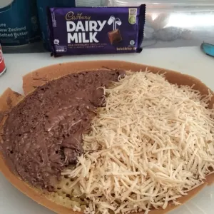 Martabak Manis Manteb CadburyKeju