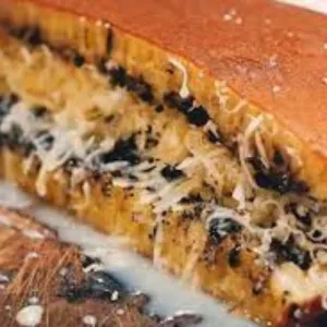 Martabak Manis Mantep Komplit