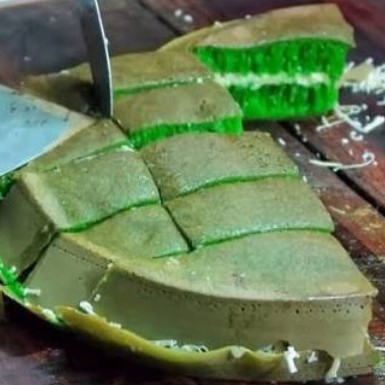 Martabak Manis Pandan