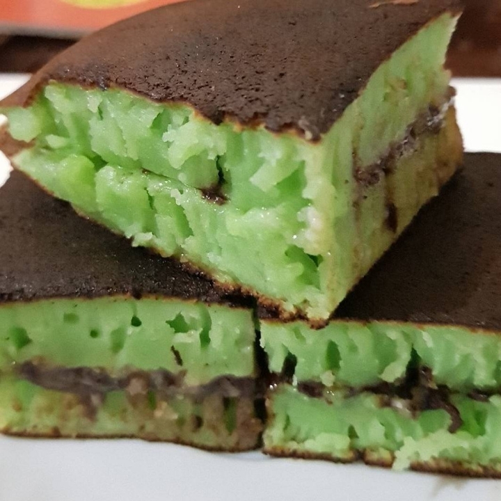 Martabak Pandan KEJU KACANG COKLAT SUSU