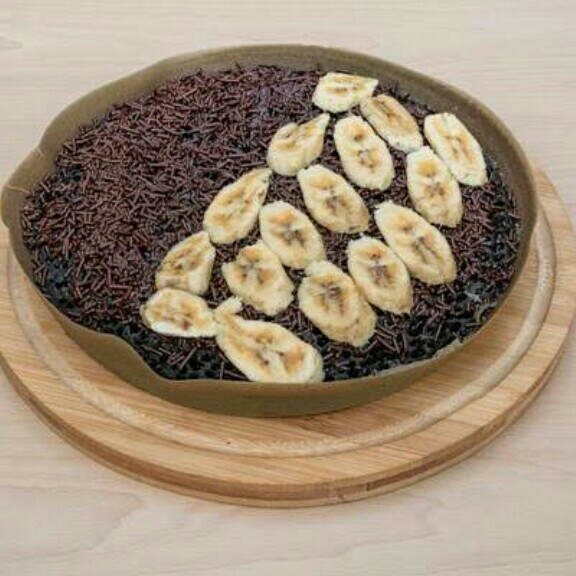 Martabak Pisang Coklat Pulut