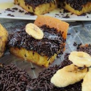 Martabak Pisang Kacang Coklat