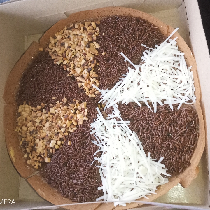 Martabak Pizza Dasar Coklat