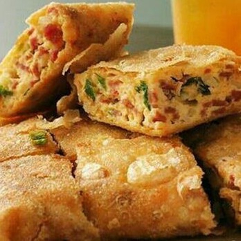 Martabak Sosis Porsi Kecil