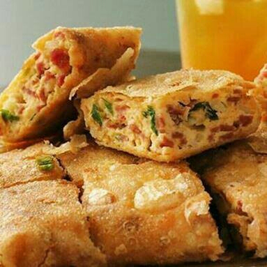 Martabak Telur Sosis Spesial 