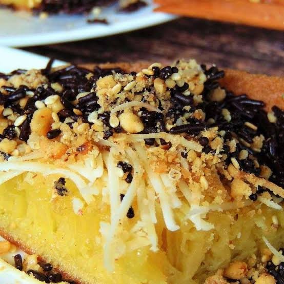 Martabak kacang meses