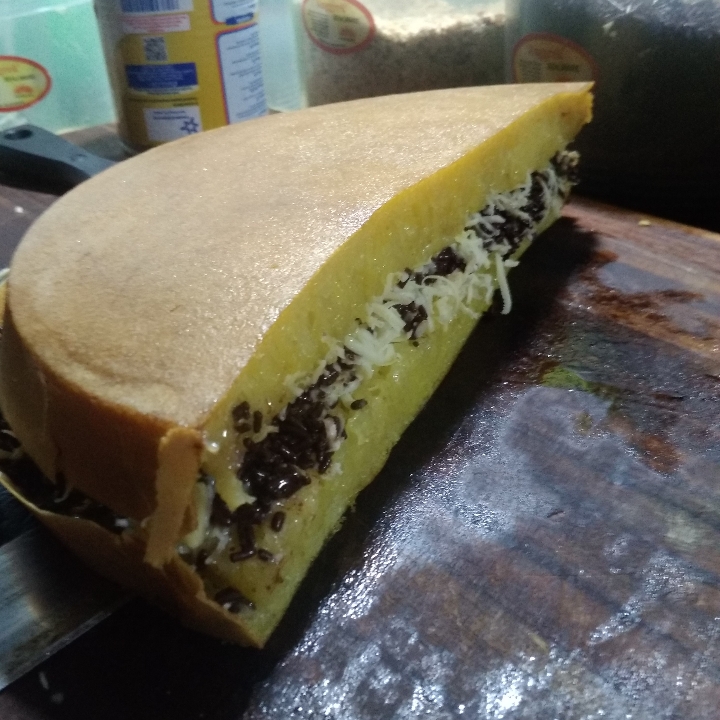 Martabak manis