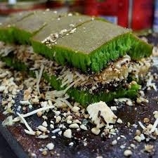 Martabak manis greentea