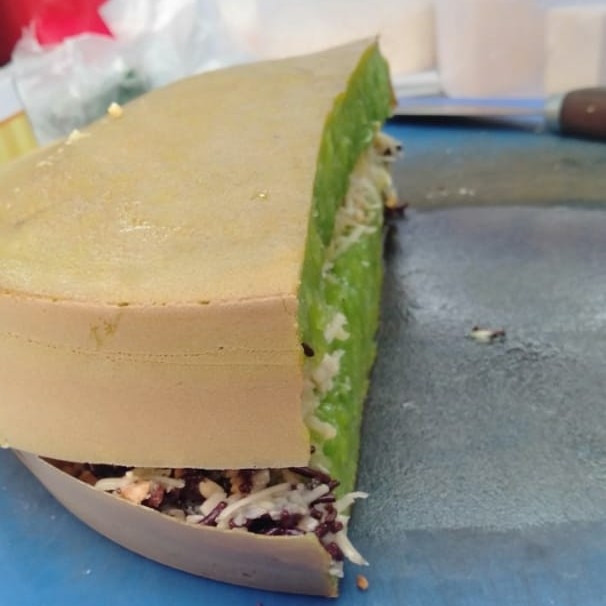 Martabak manis pandan