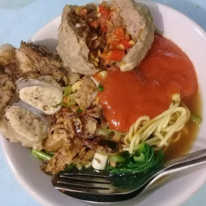 Mei Ayam Bakso Mercon Plus Iga