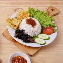 Nasi Cumi