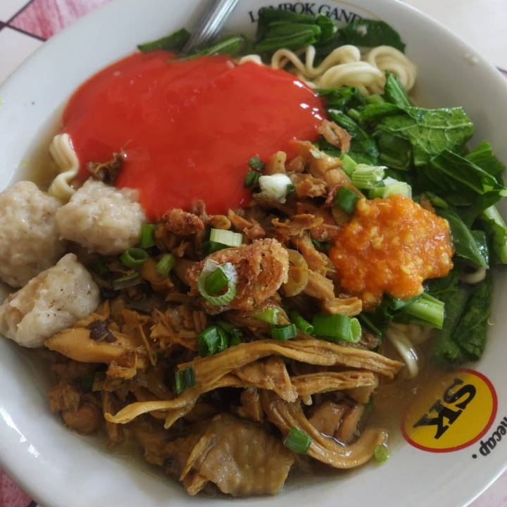 Mie Ayam Babat Usus Balungan