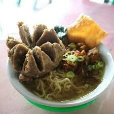 Mie Ayam Bakso Besar