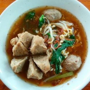 Mie Ayam Bakso Besar