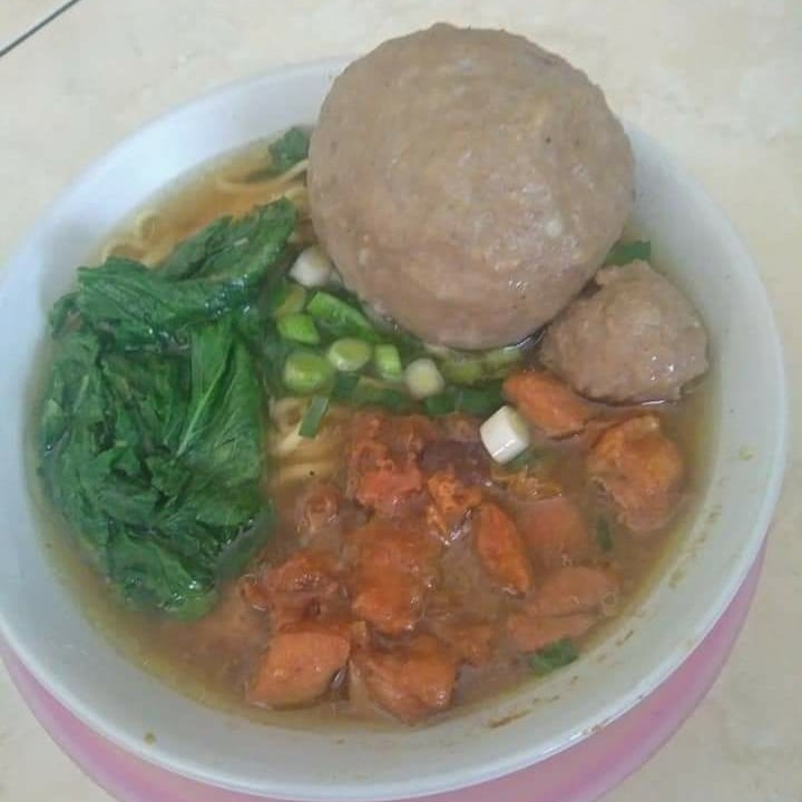 Mie Ayam Bakso Besar