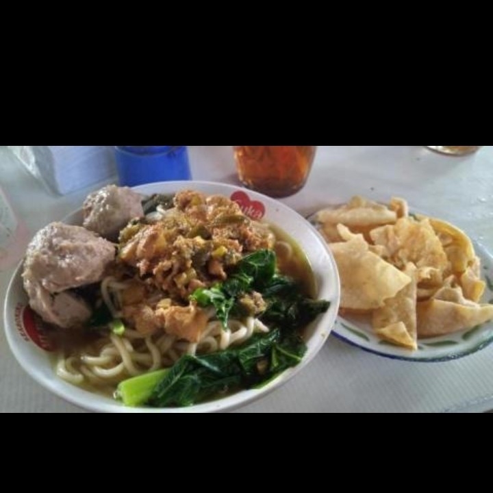 Mie Ayam Bakso Besar