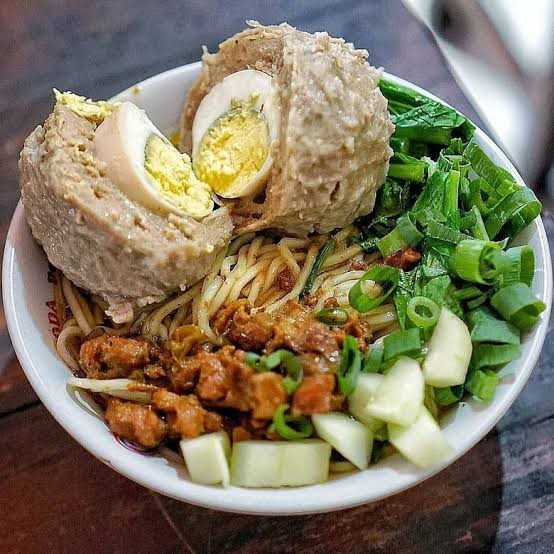 Mie Ayam Bakso Telur