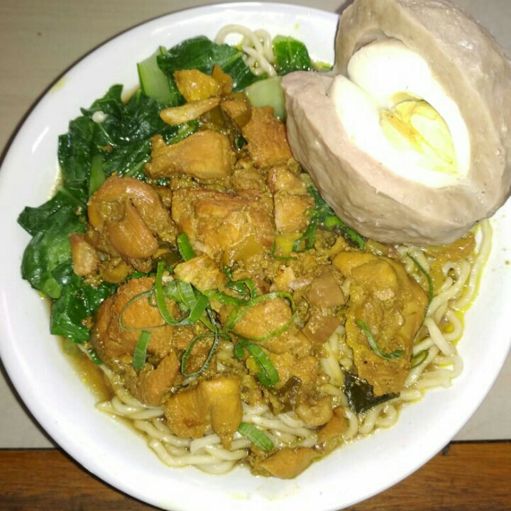 Mie Ayam Bakso Telur