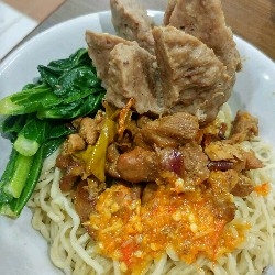 Mie Ayam Bakso Tenis