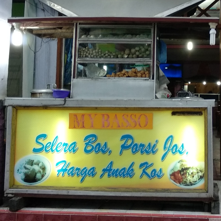 Mie Ayam Bakso Tenis