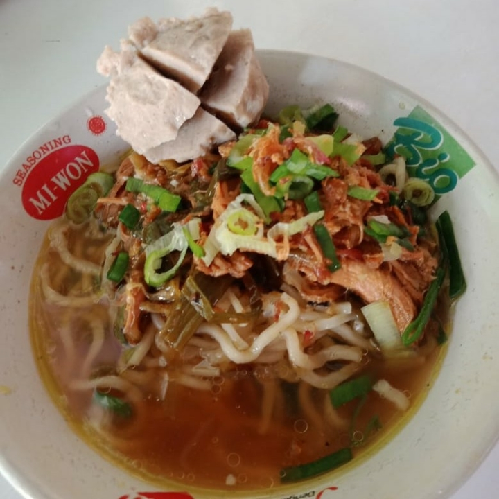 Mie Ayam Bakso Urat