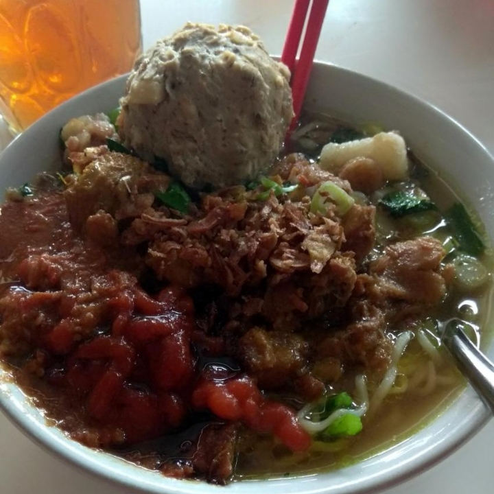 Mie Ayam Bakso Urat GR