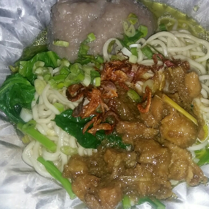 Mie Ayam Baso Pedas