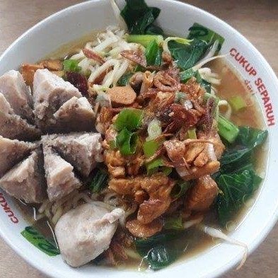 Mie Ayam Baso Urat