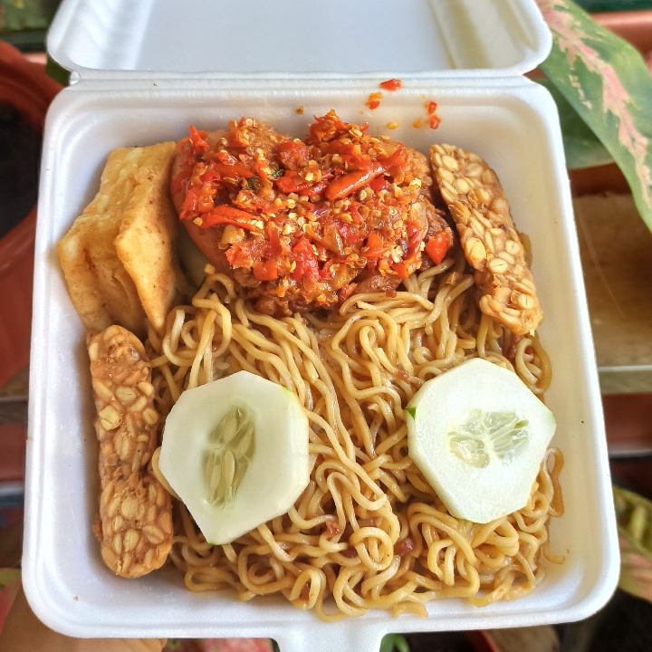 Mie Ayam Geprek Besar