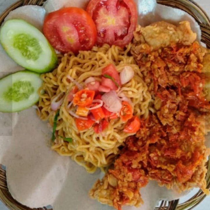 Mie Ayam Geprek Modyar