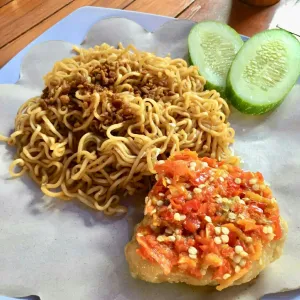 Mie Ayam Geprek Setan