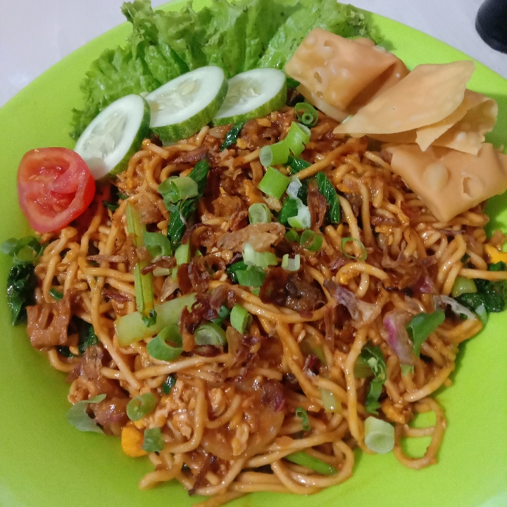 Mie Ayam Goreng