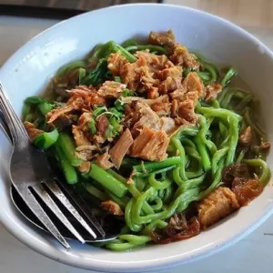 Mie Ayam Ijo Biasa Minum