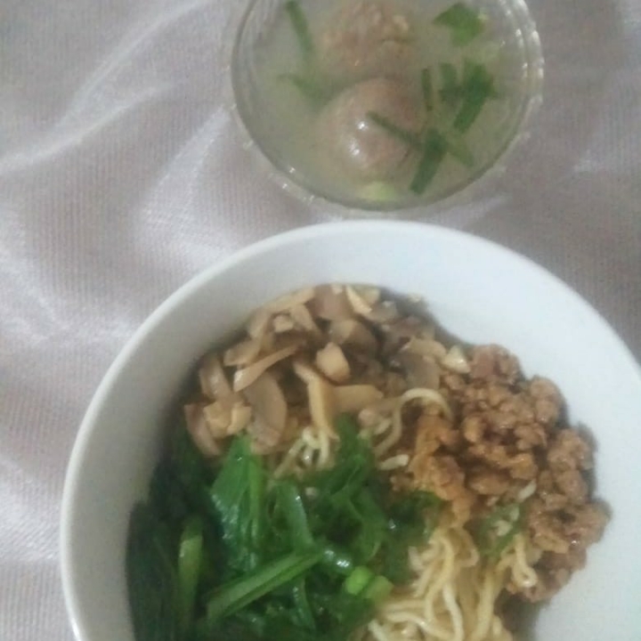 Mie Ayam Jamur Bakso