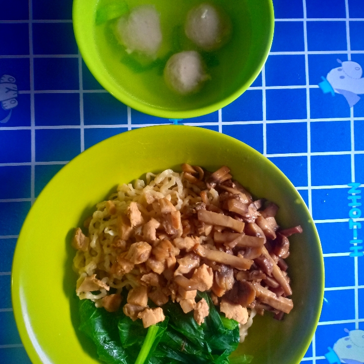 Mie Ayam Jamur Bakso