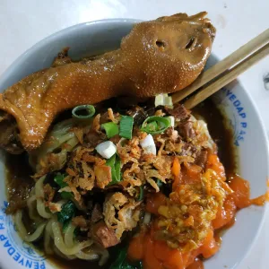 Mie Ayam Kepala