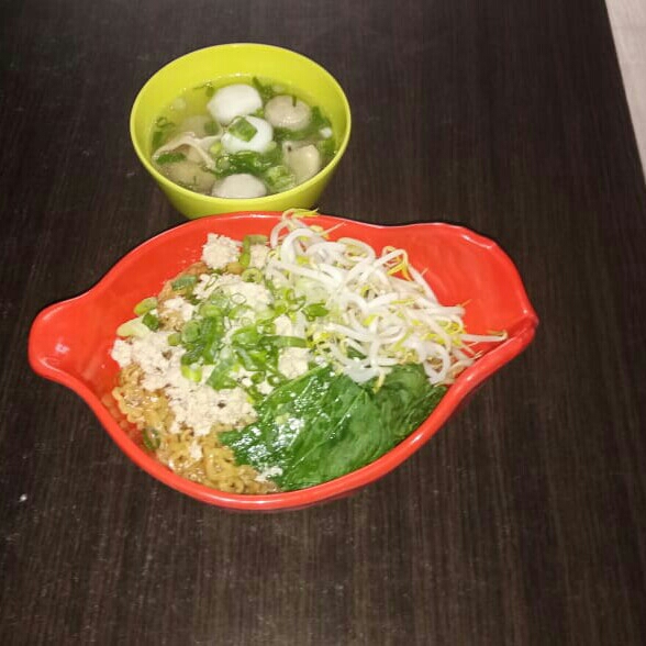 Mie Ayam Komplit 