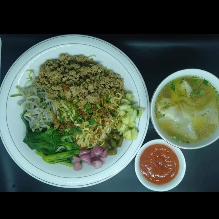 Mie Ayam Pangsit