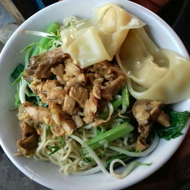 Mie Ayam Pangsit Bakso Sapi