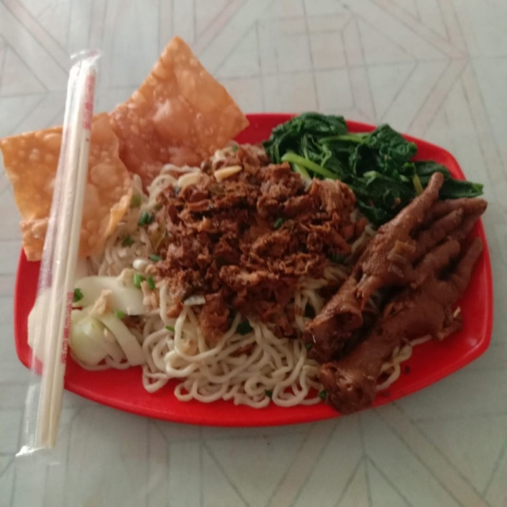 Mie Ayam Solo Ceker