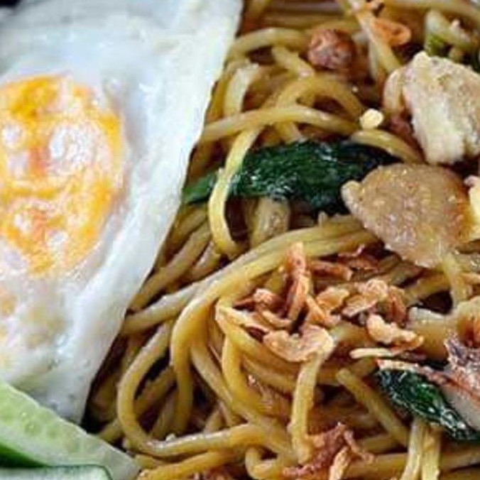 Mie Ayam Telur Mata Sapi